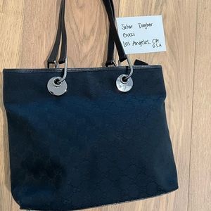 Gucci Medium GG Canvas tote Shoulder Bag